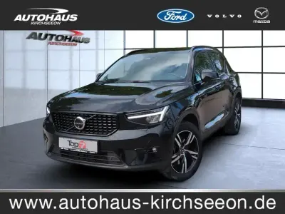 Używany Volvo XC40 Plus 163 KM (119 kW) 2023 Czarny SUV