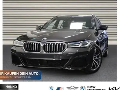 Gebraucht BMW 540 Shadowline 333 PS (244 kW) 2023 Grau Kombi
