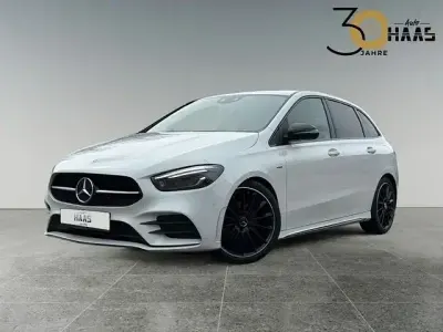 Gebraucht Mercedes B180 AMG 116 PS (85 kW) 2021 Weiß Kleinwagen