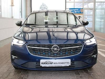 Second-hand Opel Insignia Elegance 174 CP (127 kW) 2021 Albastru Break