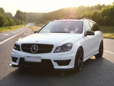 Gebraucht Mercedes C63 AMG AMG 265 PS (194 kW) 2011 Weiß Kombi