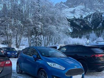 Blau Gebraucht 2013 Ford Fiesta SYNC Edition Limousine | 3.600 € (Fairer Preis)