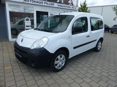 Gebraucht Renault Kangoo Authentique 68 PS (50 kW) 2008 Weiß Van / Kleinbus