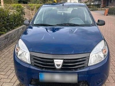 Second-hand Dacia Sandero 75 CP (55 kW) 2008 Albastru Hatchback