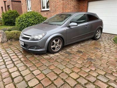 Opel Astra GTC