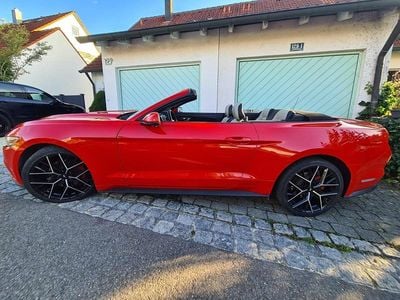 Gebraucht Ford Mustang 341 PS (250 kW) 2016 Rot Cabrio