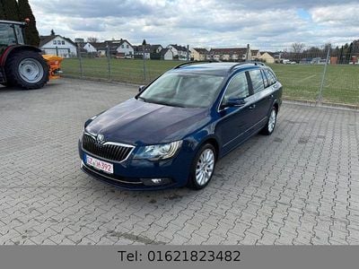 Gebraucht Skoda Superb Exclusive 170 PS (125 kW) 2014 Blau Kombi