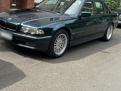 Second-hand BMW 735 238 CP (175 kW) 1999 Verde Berlinǎ