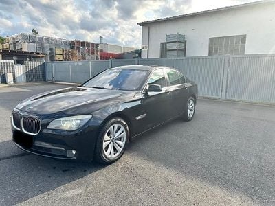 Gebraucht BMW 730 245 PS (180 kW) 2011 Schwarz Limousine