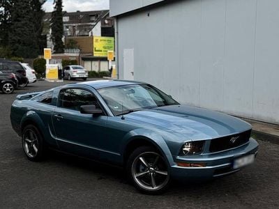Usata Ford Mustang 210 CV (154 kW) 2005 Blu Coupé