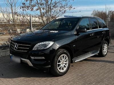 Gebraucht Mercedes ML250 210 PS (154 kW) 2012 Schwarz SUV