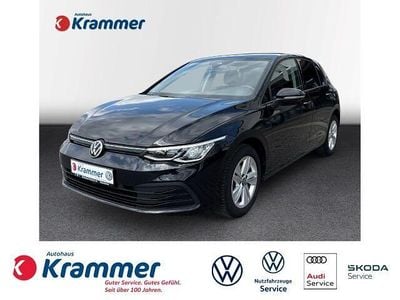 Schwarz Gebraucht 2020 VW Golf VIII Life Limousine | 17.440 € (Fairer Preis)