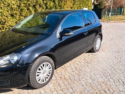 Gebraucht VW Golf VI 80 PS (58 kW) 2009 Schwarz Kleinwagen