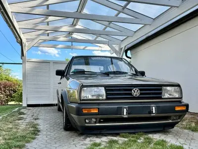 Gebraucht VW Jetta 90 PS (66 kW) 1990 Grün Limousine