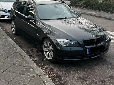 Gebraucht BMW 325 M Sport 197 PS (144 kW) 2007 Schwarz Kombi