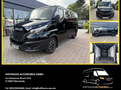 Gebraucht Iveco Daily 211 PS (155 kW) 2021 Schwarz Limousine