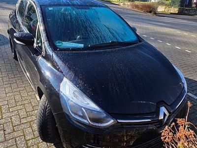 Gebraucht Renault Clio 73 PS (53 kW) 2017 Coupé