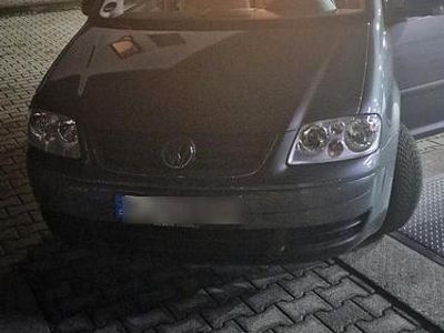 Grau Gebraucht 2006 VW Touran Van / Kleinbus | 1.900 € (Guter Preis)