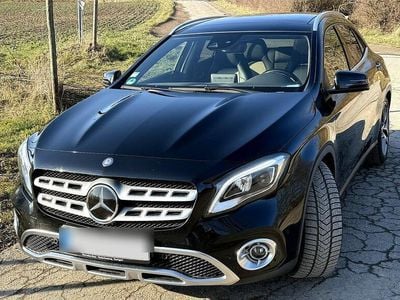 Mercedes GLA250