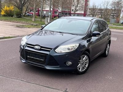 Gebraucht Ford Focus 140 PS (102 kW) 2013 Grau Kombi