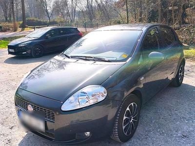 Gebraucht Fiat Grande Punto 75 PS (55 kW) 2011 Kleinwagen