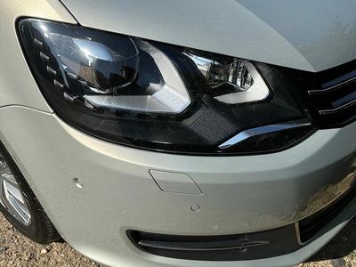 Gebraucht VW Sharan Highline 177 PS (130 kW) 2014 Silber Van / Kleinbus