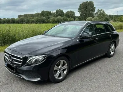 Gebraucht Mercedes E200 Avantgarde 150 PS (110 kW) 2019 Schwarz Kombi