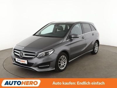 Grau Gebraucht 2016 Mercedes B200 Urban Van / Kleinbus | 16.090 € (Fairer Preis)