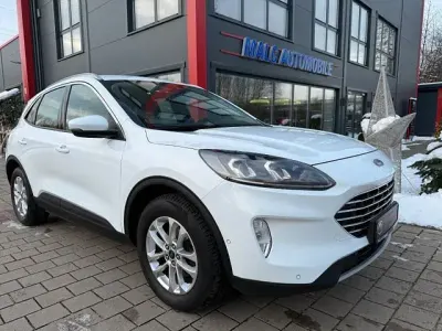 Gebraucht Ford Kuga Titanium 150 PS (110 kW) 2022 Weiß SUV