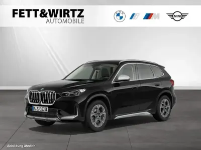 Gebraucht BMW X1 xLine 245 PS (180 kW) 2023 Black sapphire metallic SUV