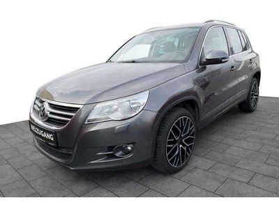 Gebraucht VW Tiguan Team 147 PS (108 kW) 2011 Grau SUV