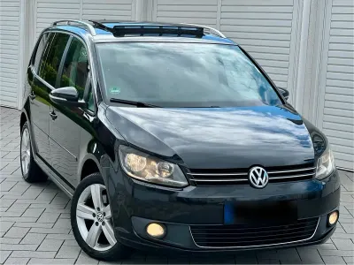 Gebraucht VW Touran Edition 140 PS (102 kW) 2014 Schwarz Van / Kleinbus