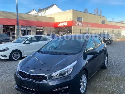 Gebraucht Kia Ceed Edition 7 99 PS (72 kW) 2017 Kleinwagen
