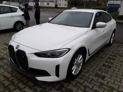 Gebraucht BMW i4 253 kW (345 PS) 2023 White solid Limousine