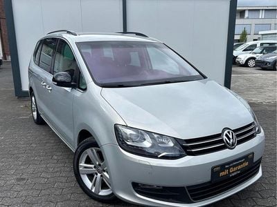 Second-hand VW Sharan Match 140 CP (102 kW) 2012 Gri Monovolum