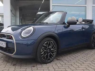 Occasion Mini Cooper S Cabriolet Favoured 204 PK (150 kW) 2025 Blauw Cabriolet