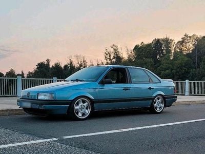Gebraucht VW Passat 115 PS (84 kW) 1990 Blau Limousine