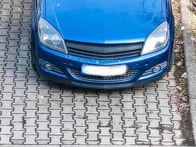 Usata Opel Astra 101 CV (74 kW) 2009 Blu Coupé