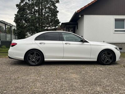 Gebraucht Mercedes E220 AMG 194 PS (142 kW) 2021 Weiß Limousine