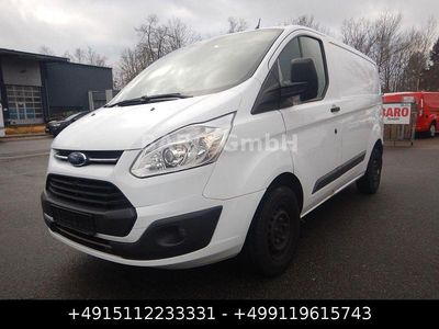 Weiß Gebraucht 2018 Ford Transit Custom Trend Van / Kleinbus | 10.400 € (Guter Preis)