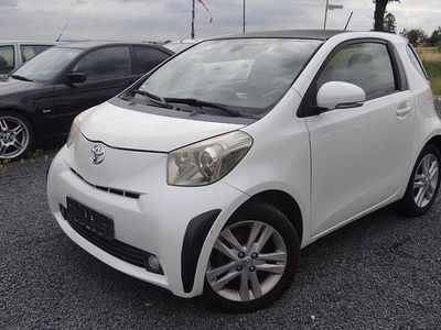 Toyota iQ