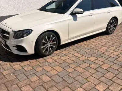 Gebraucht Mercedes E220 All-Terrain 194 PS (142 kW) 2018 Weiß Kombi