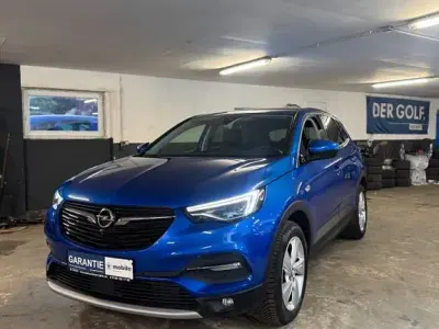 Używany Opel Grandland X Innovation 131 KM (96 kW) 2018 Niebieski SUV
