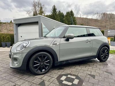 Gebraucht Mini ONE 75 PS (55 kW) 2021 Grau Kleinwagen