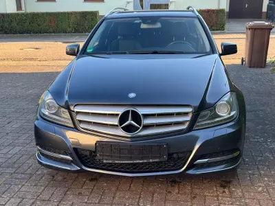 Second-hand Mercedes C220