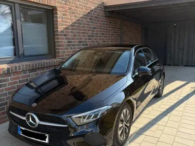 Brugt Mercedes A180 116 HK (85 kW) 2023 Sort Sedan