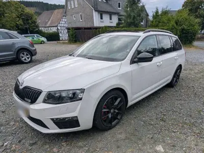 Gebraucht Skoda Octavia RS 220 PS (161 kW) 2016 Weiß Kombi
