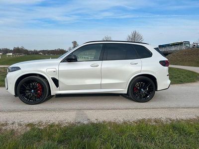 Second-hand BMW X5 Performance 489 CP (359 kW) 2024 Alb SUV