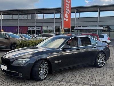 BMW 730