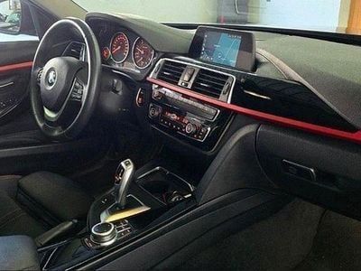 Gebraucht BMW 320 Sport Line 190 PS (139 kW) 2019 Schwarz Kombi